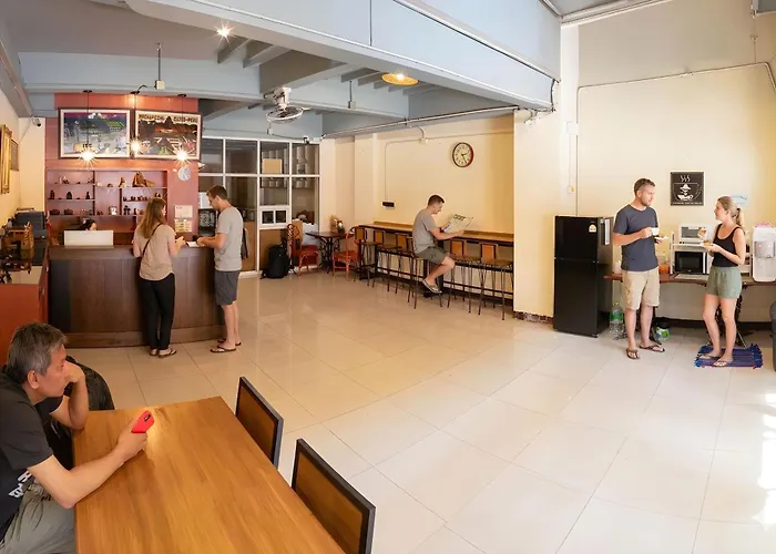 Khaosan Station Hostel
